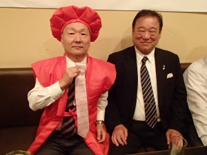 会長からネクタイのプレゼント